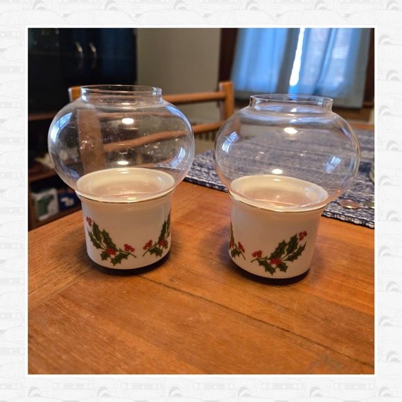 christmas holly Other - Nwot Christmas Holly set of 2 votive holders with glass